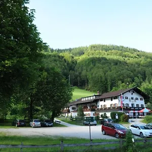  Herberg Gasthof Altes Forsthaus